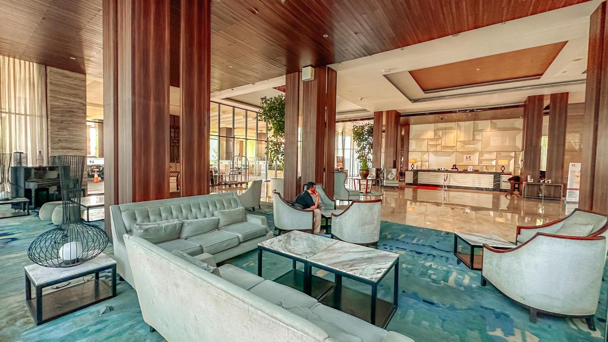 Swiss-Belinn Karawang Exterior foto